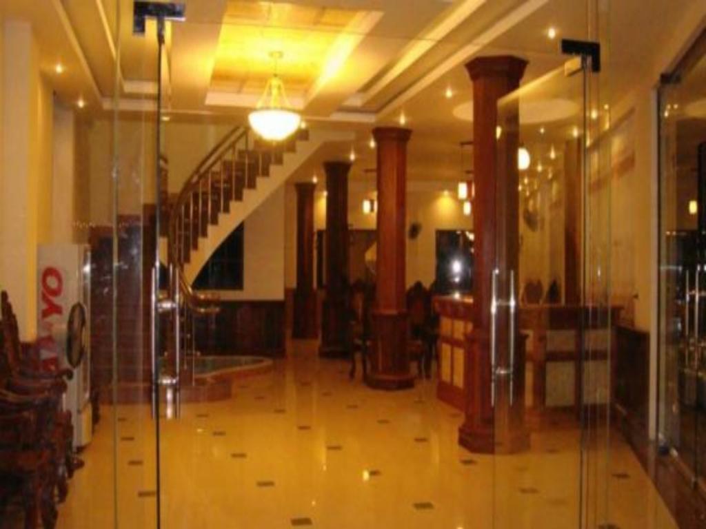 Single Double Bathroom